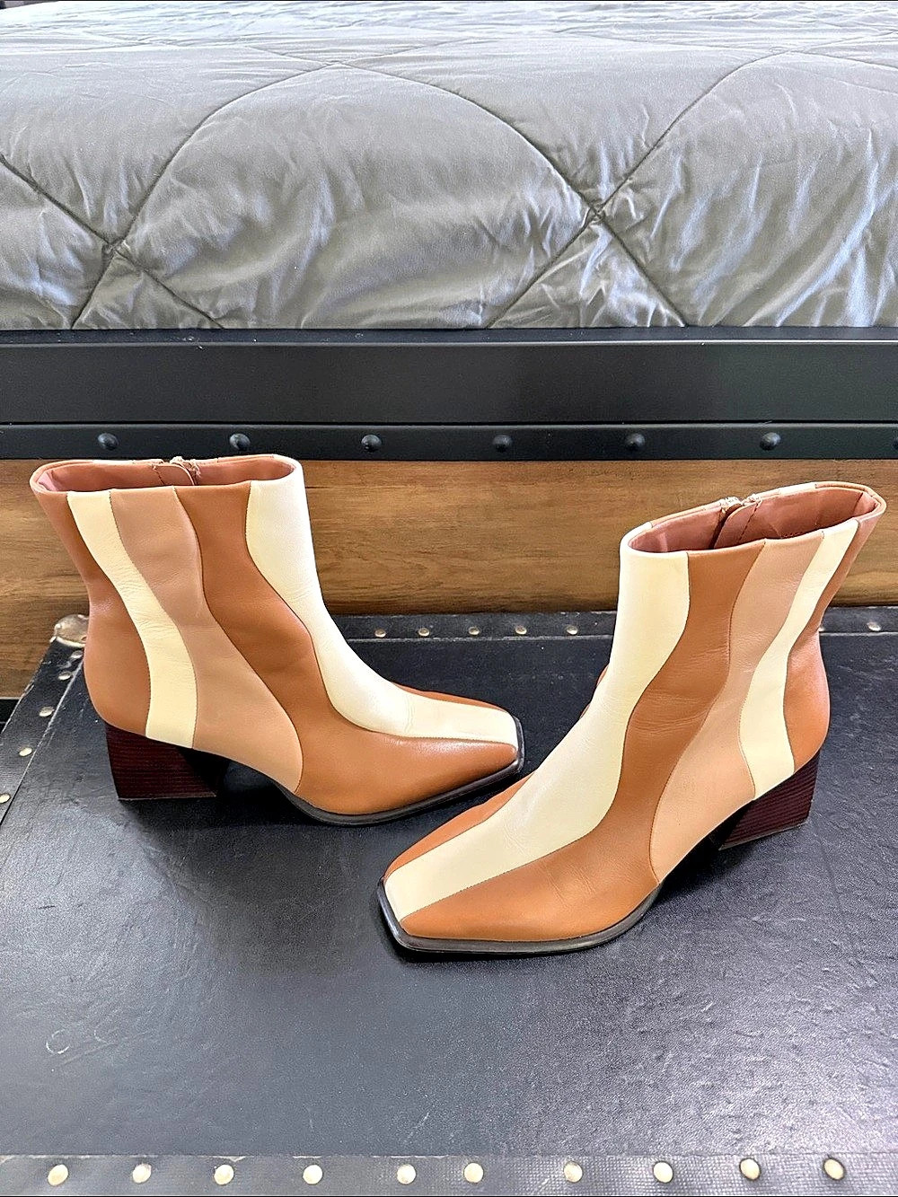 Gianni Bini Leather Block Heel Booties Brown & Cream US Women’s 9